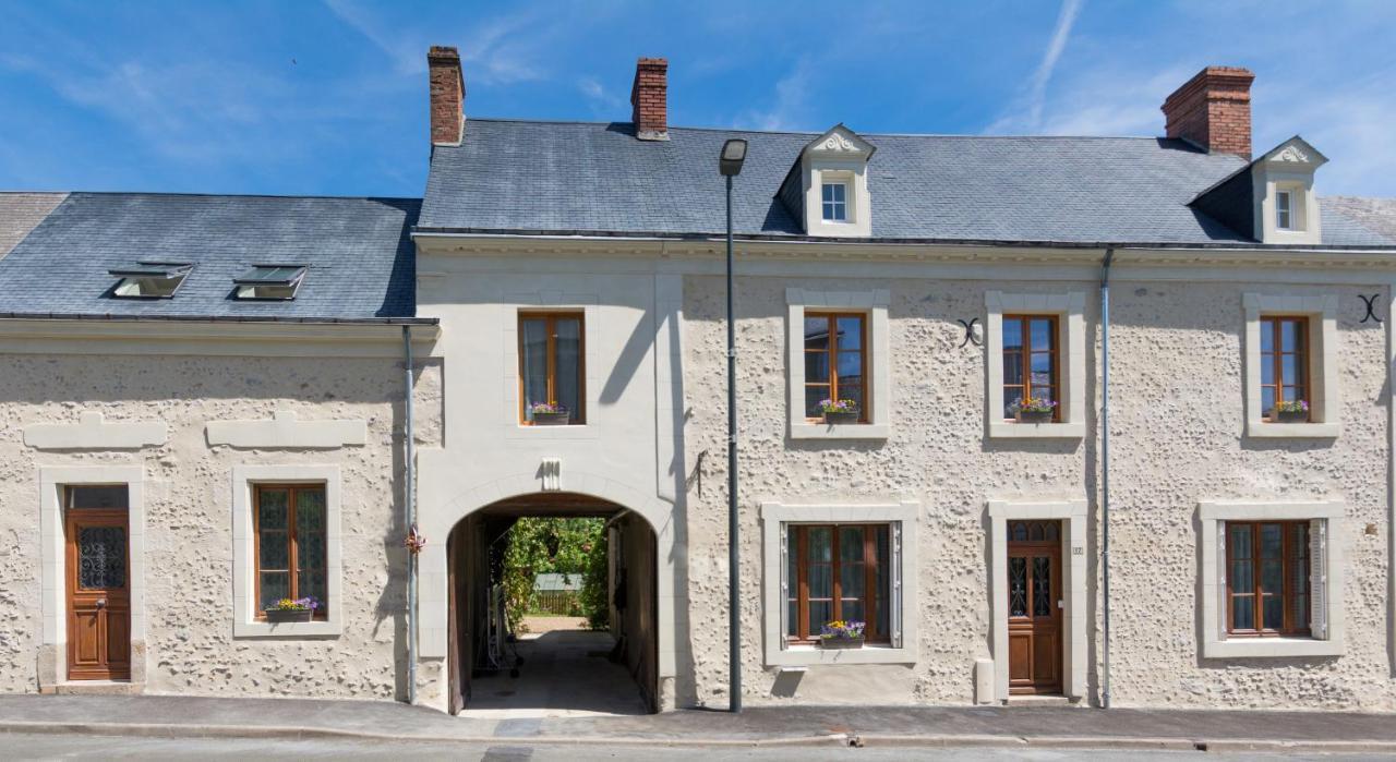 L'Ancien Prieure Bed & Breakfast Saint-Jean-de-la-Motte Екстериор снимка