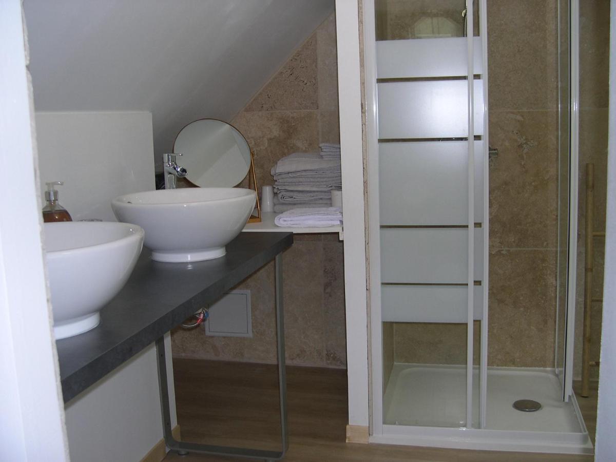 L'Ancien Prieure Bed & Breakfast Saint-Jean-de-la-Motte Екстериор снимка