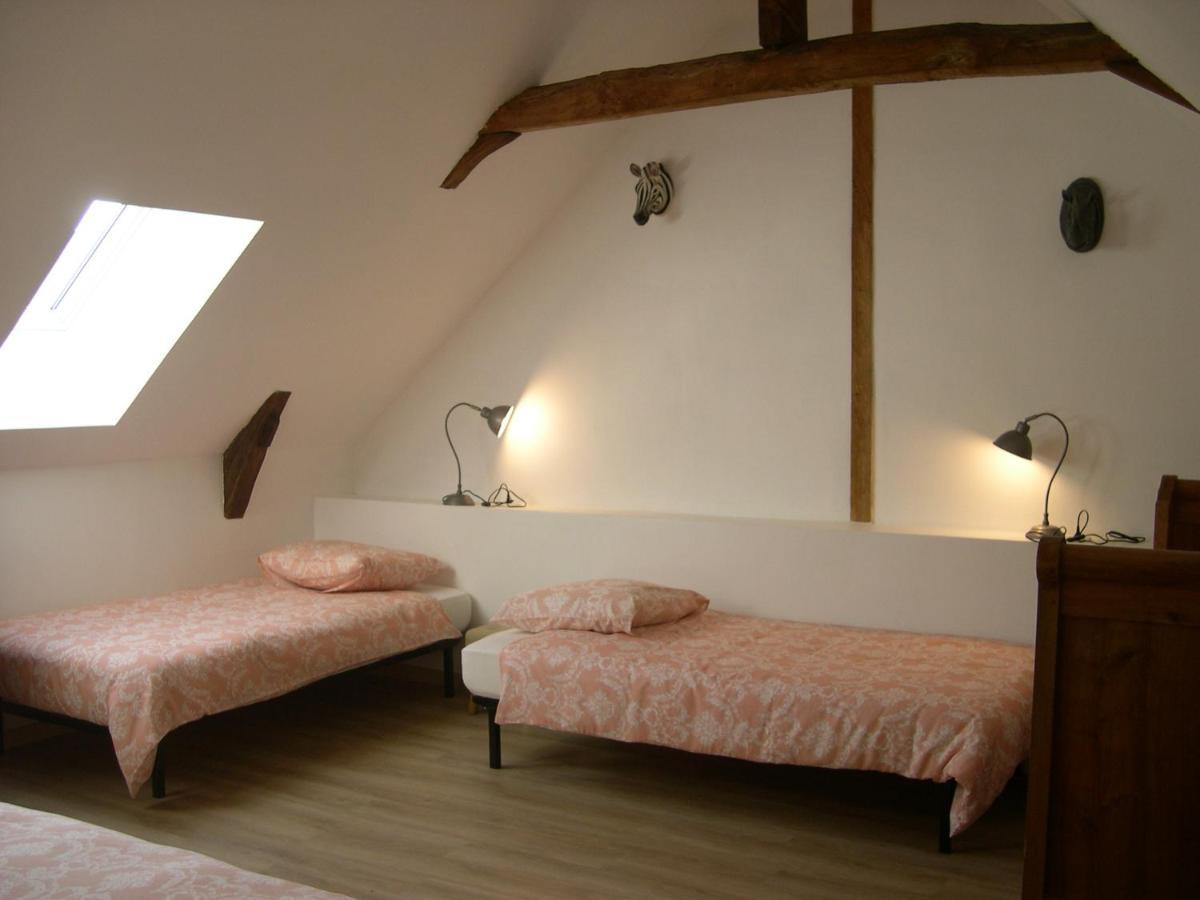 L'Ancien Prieure Bed & Breakfast Saint-Jean-de-la-Motte Екстериор снимка