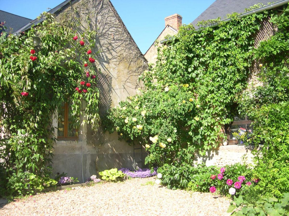 L'Ancien Prieure Bed & Breakfast Saint-Jean-de-la-Motte Екстериор снимка