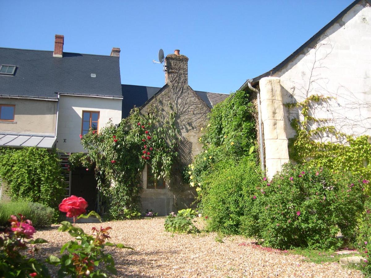 L'Ancien Prieure Bed & Breakfast Saint-Jean-de-la-Motte Екстериор снимка