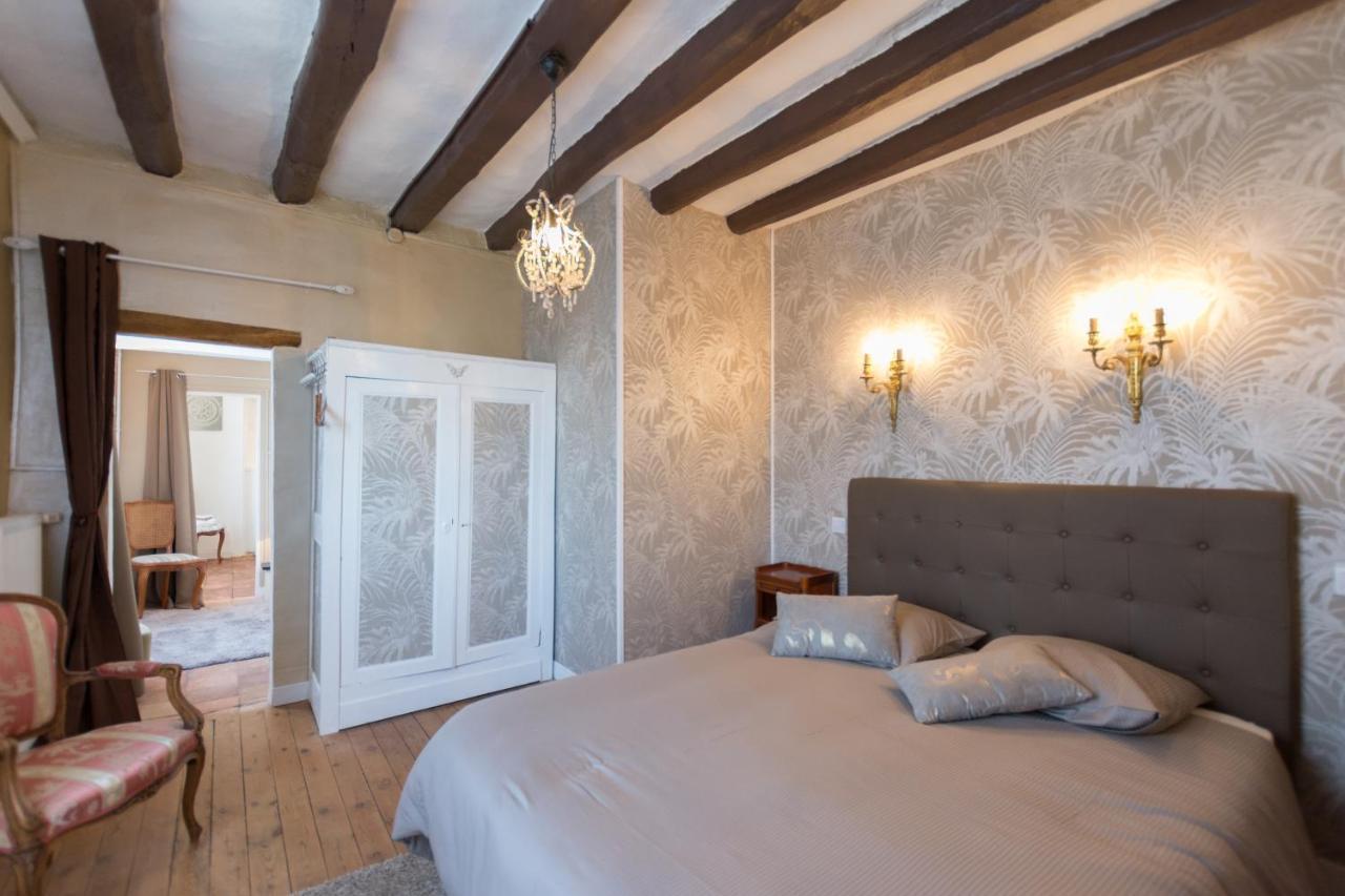 L'Ancien Prieure Bed & Breakfast Saint-Jean-de-la-Motte Екстериор снимка