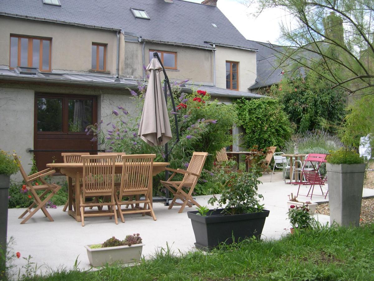 L'Ancien Prieure Bed & Breakfast Saint-Jean-de-la-Motte Екстериор снимка