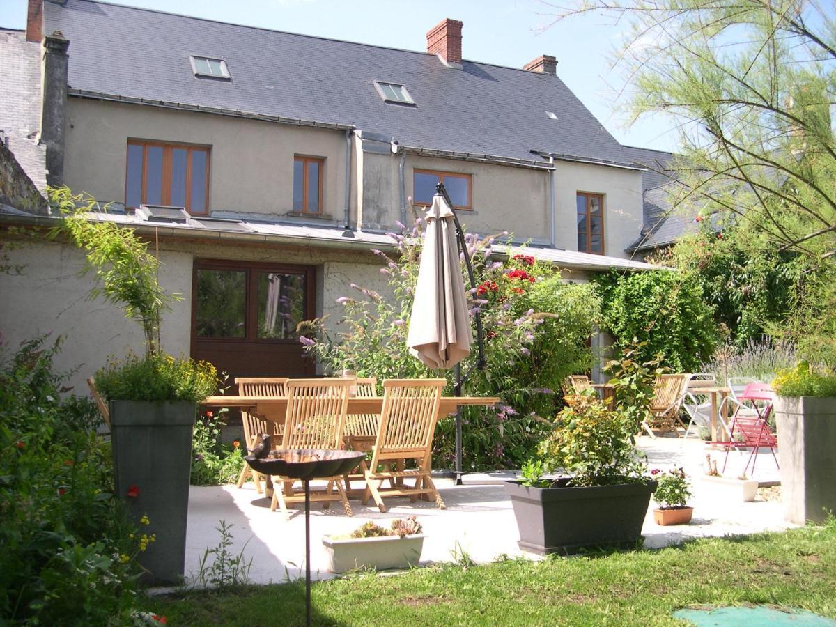 L'Ancien Prieure Bed & Breakfast Saint-Jean-de-la-Motte Екстериор снимка